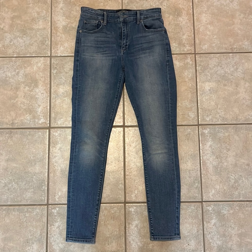 Lucky Brand women’s Bridgette skinny jeans (2/26) blue